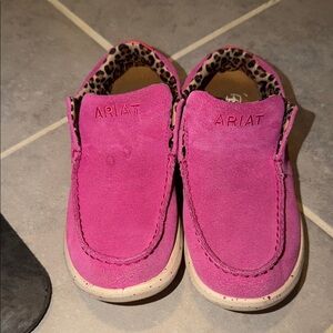 Ariat Fuchsia Moccasins